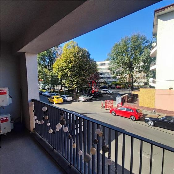 Apartament cu centrala+loc parcare subterana, et.1/5, metrou Iancului - 18