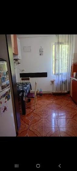 Inchiriez apartament 2 camere - 8