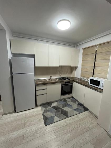 Apartament cu 2 camere decomandat în Ciorani