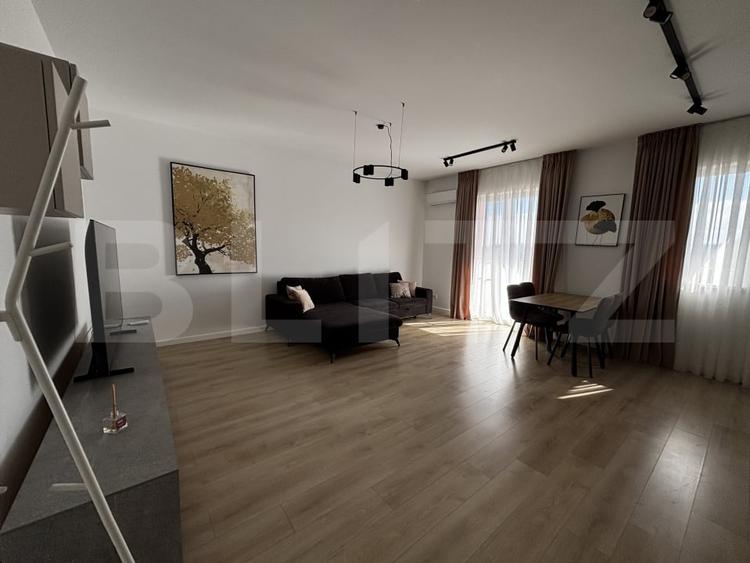 Apartament cu 2 camere semidecomandat, mobilat în Aradului