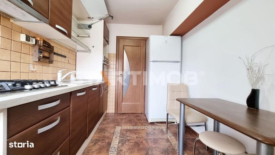 Apartament cu 3 camere decomandat în Scriitorilor