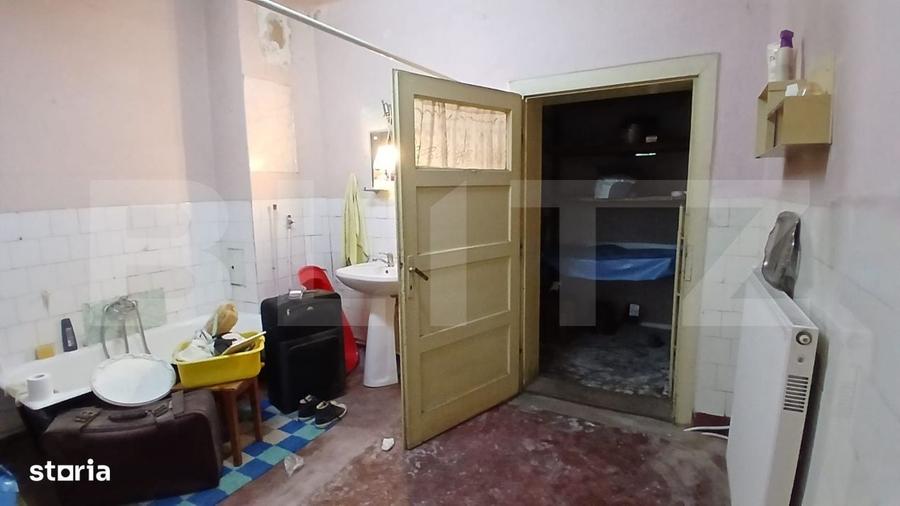 Casă cu 3 camere cu Teren 200 Mp în Central