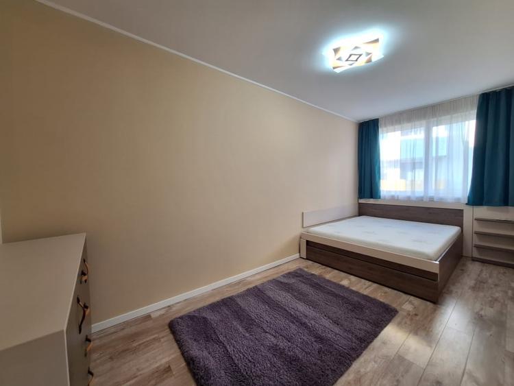 Apartament cu 2 camere semidecomandat, mobilat în Florești