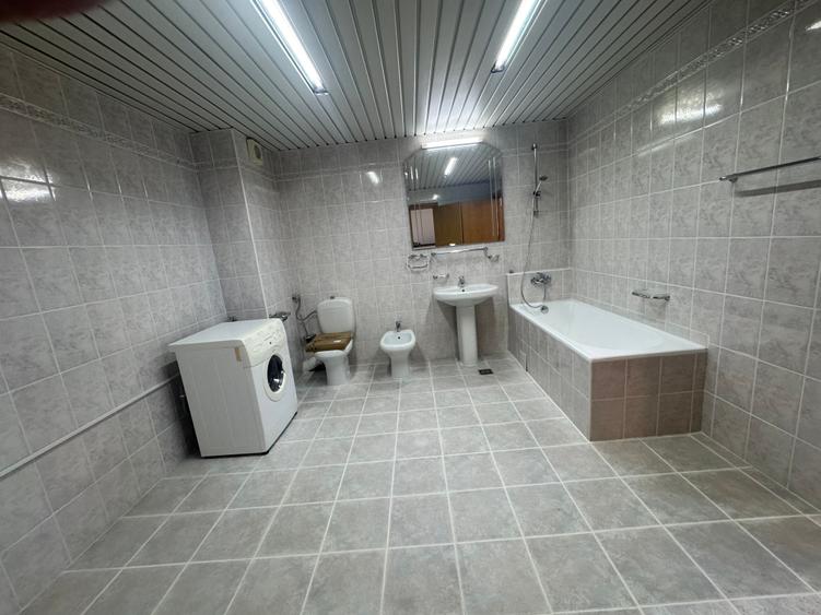 Apartament cu 2 camere decomandat în Calea Plevnei