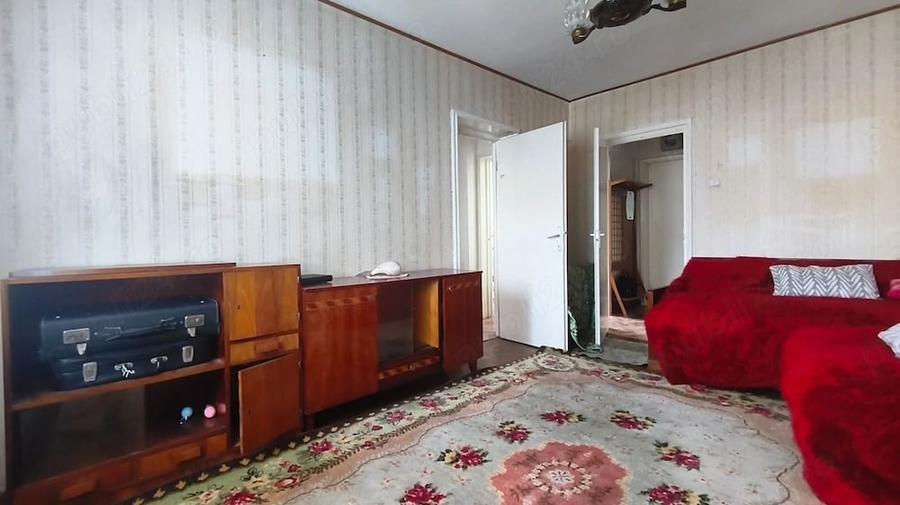 Apartament cu 2 camere decomandat în Gojdu