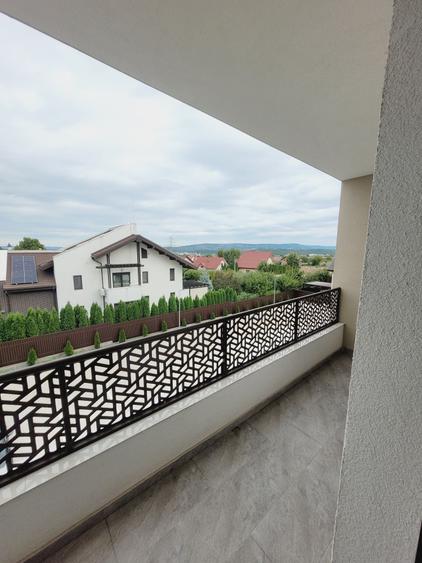 Apartament cu 2 camere decomandat în Galata