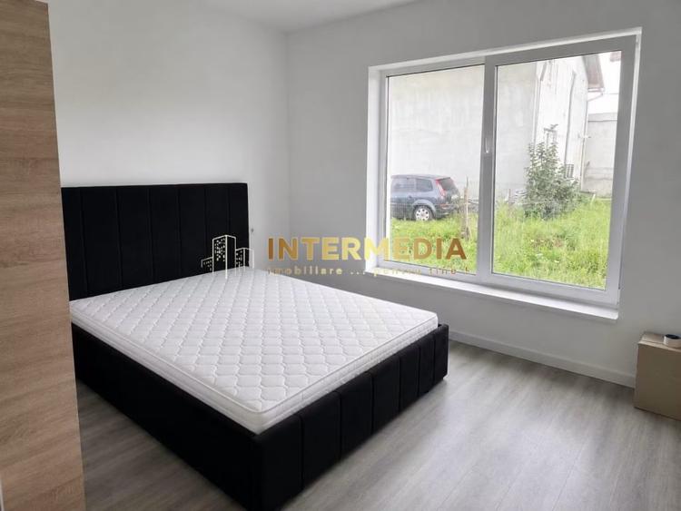 Casă individuală cu 4 camere cu Canalizare în Est
