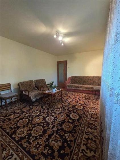Apartament cu 2 camere decomandat, mobilat în Aradului