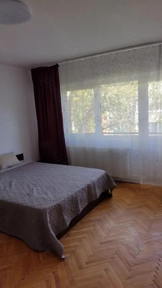 Apartament cu 2 camere decomandat în Bucovina