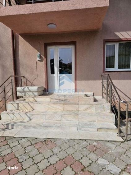 Casa-Vila in BANEASA- SISESTI. Bucatarie si Baie mobilate. 2 parcari i - 6