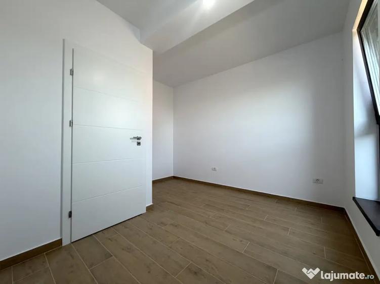 Casă cu 4 camere cu Teren 350 Mp în Covaci
