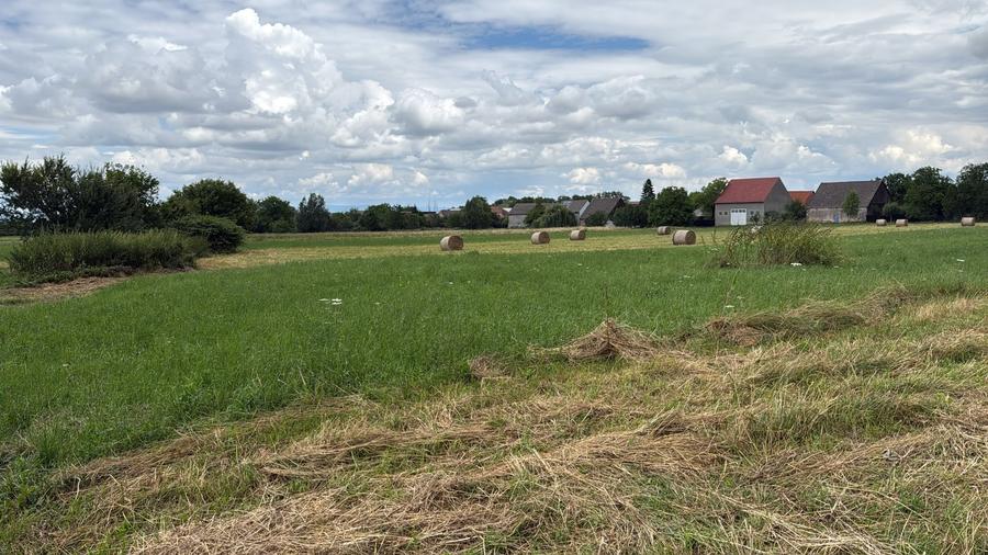 Teren Construcții intravilan de 1500 mp, în Central
