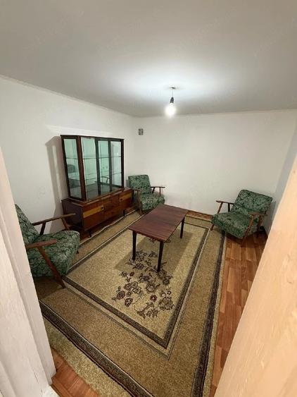 Casă cu Teren 922 Mp în Central