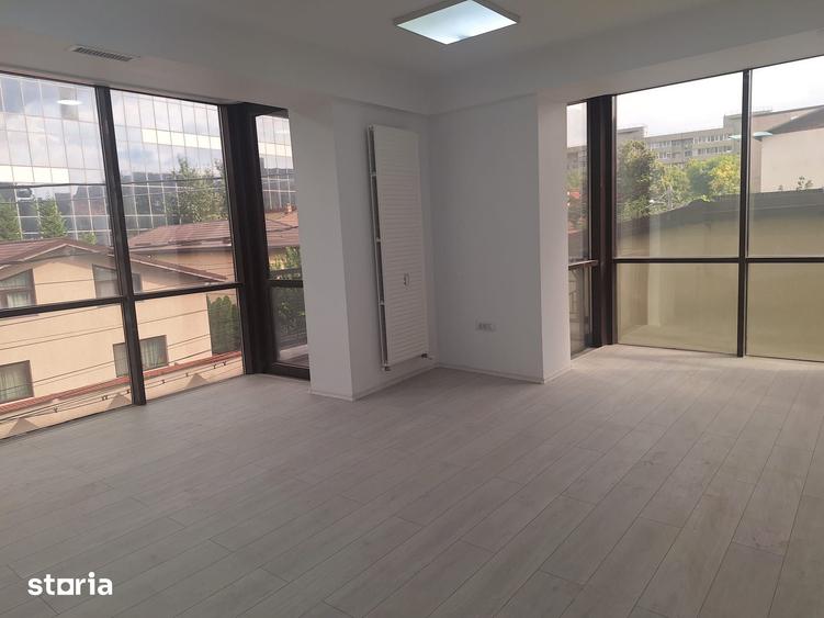 Spațiu comercial, de 70 mp, în Drumul Taberei