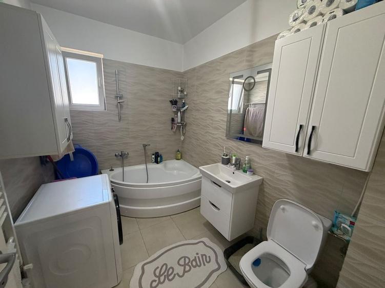 Apartament cu 2 camere decomandat, mobilat în Dobroești
