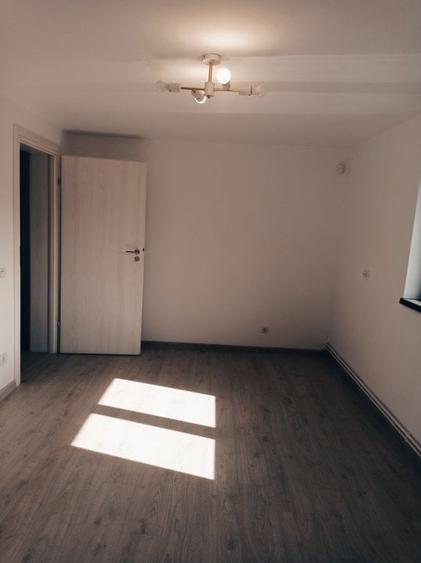Casă individuală cu 4 camere cu Teren 164 Mp în Exercițiu