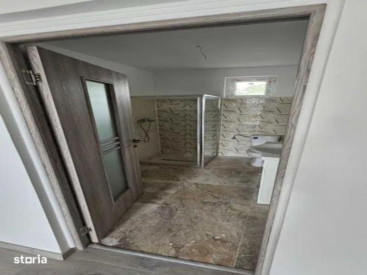 Casă cu 4 camere cu Teren 400 Mp în Șag