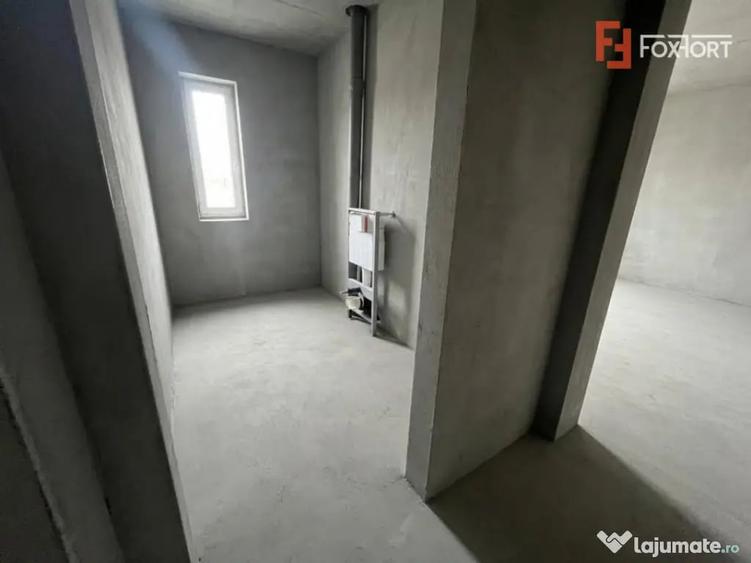 Apartament cu 2 camere decomandat în Giroc