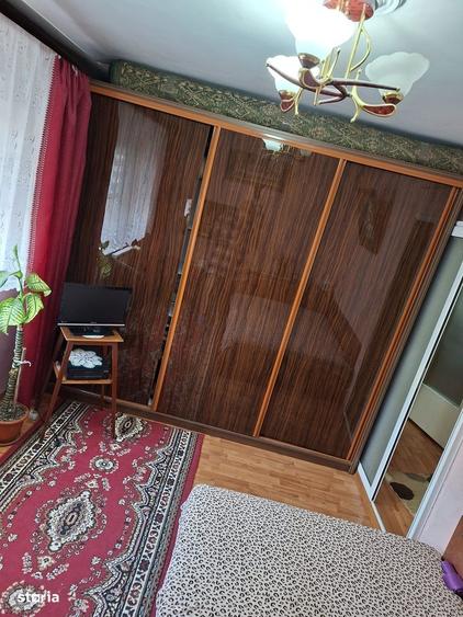 Apartament cu 2 camere semidecomandat în Prundu