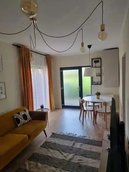 Casă cu 3 camere cu Teren 30 Mp în 7 Noiembrie