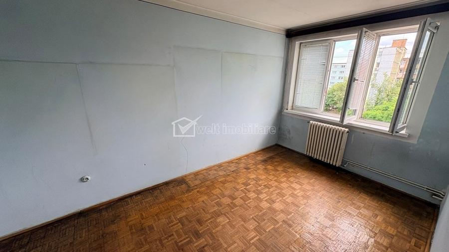 Apartament 2 camere, zona centrala, decomandat, etaj intermediar ! - 1