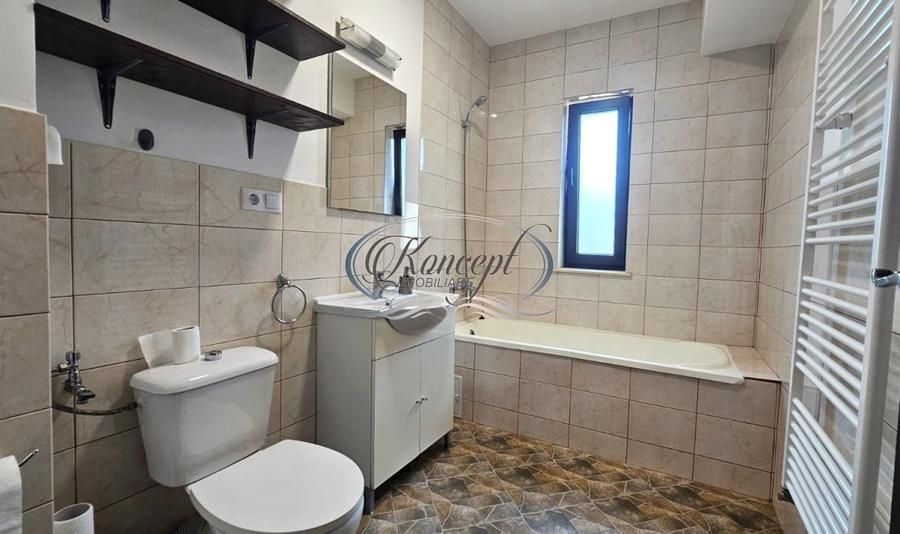 Apartament cu 3 camere semidecomandat, mobilat în Europa