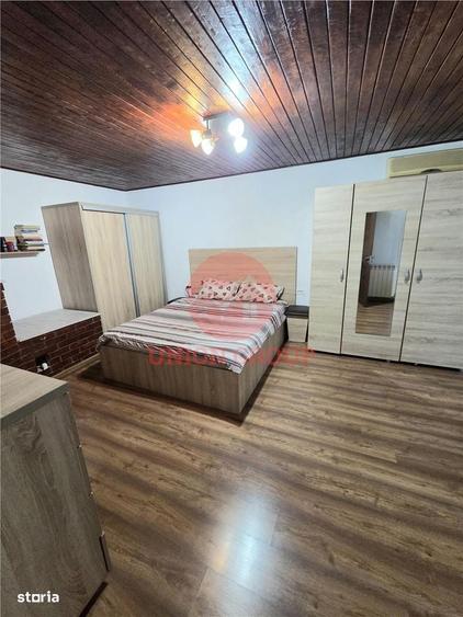 Casă cu 4 camere în Central