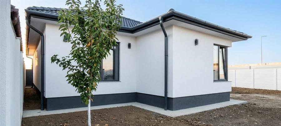 Casă cu 3 camere cu Teren 436 Mp în Sântandrei