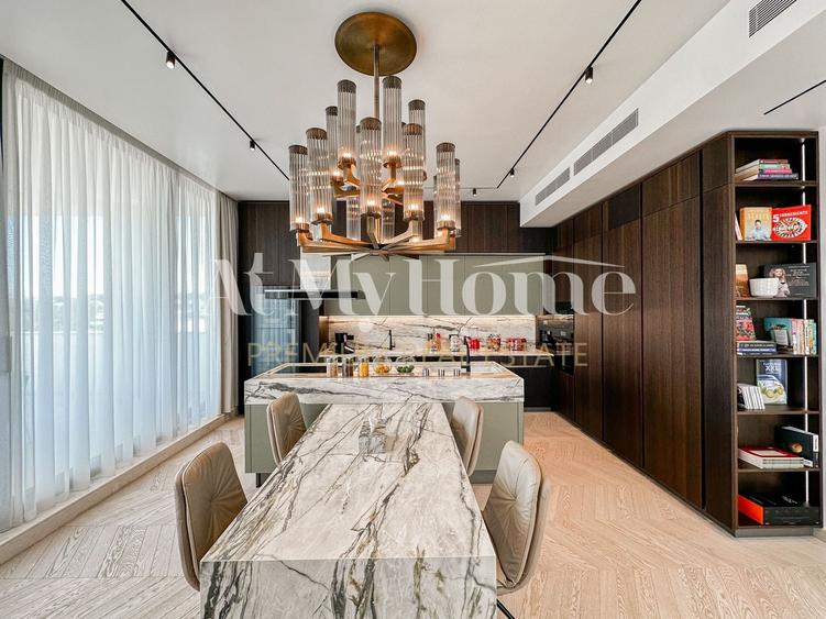 Penthouse cu 5 camere decomandat, mobilat în Băneasa