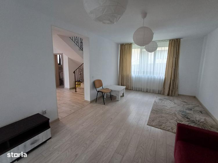 Casă cu 4 camere cu Teren 100 Mp în Valea Adâncă