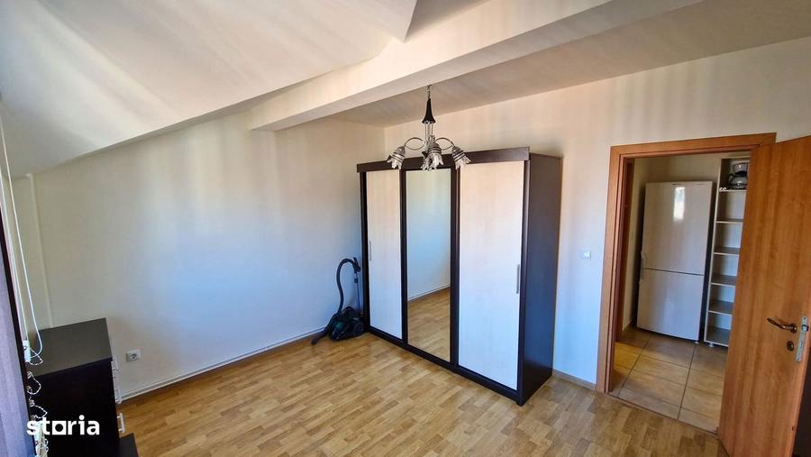 Apartament cu 3 camere în Steaua