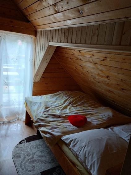 Casă cu 4 camere în Petros