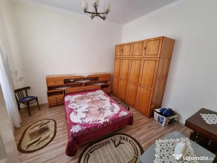 Casă cu 4 camere cu Teren 176 Mp în Tomis II