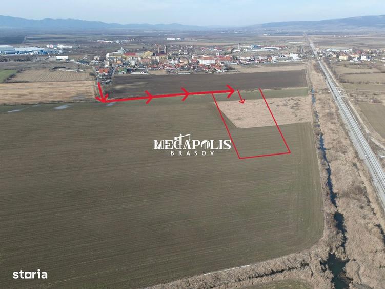 Teren de 700 mp, în Bod