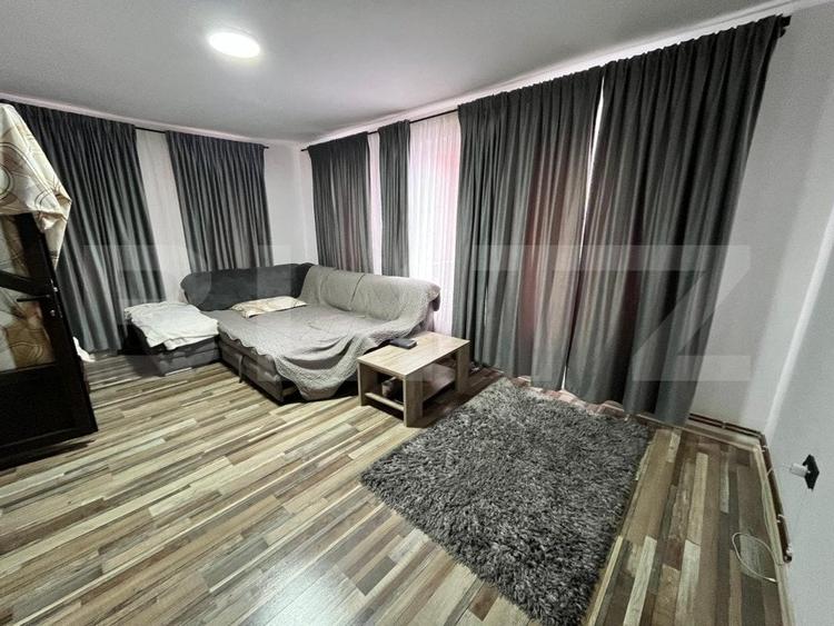Casă individuală cu 4 camere cu Canalizare în Exterior Vest