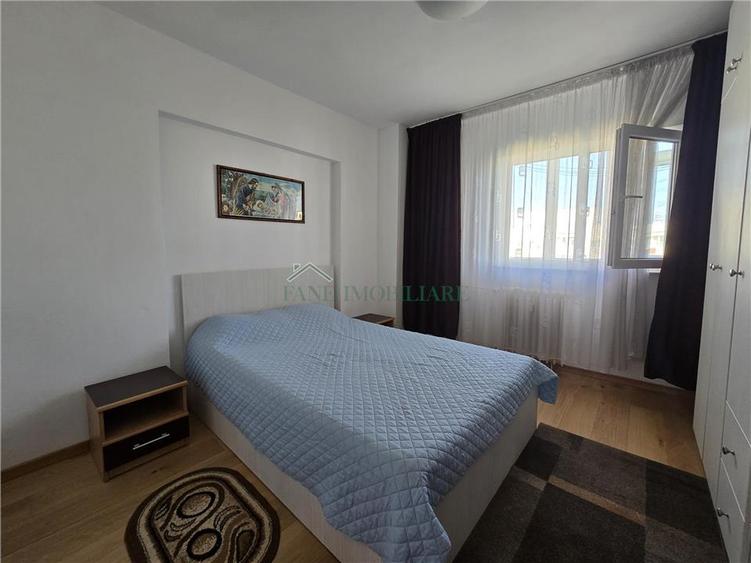 Apartament cu 3 camere decomandat, mobilat în Brâncoveanu