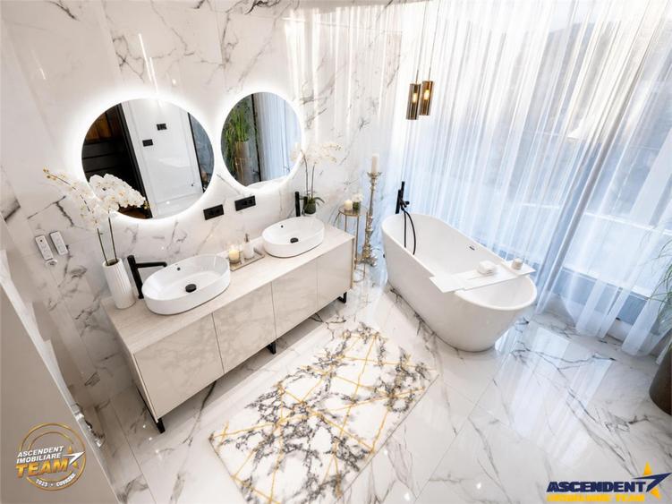 Apartament cu 4 camere decomandat în Central