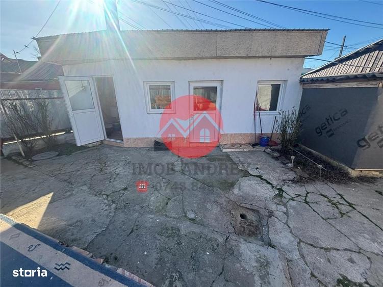 Casă cu 2 camere cu Teren 221 Mp în Central