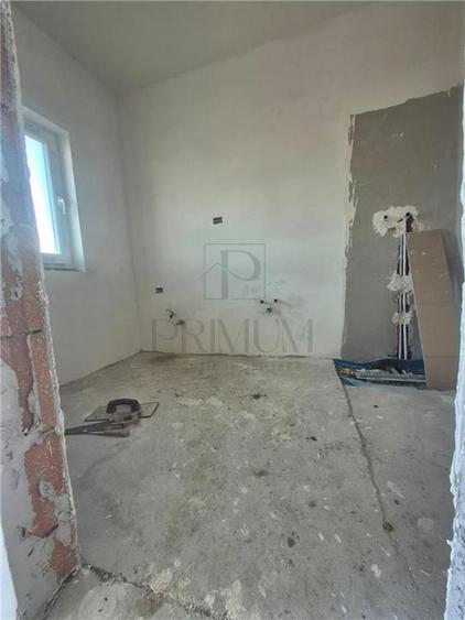 Duplex cu 3 camere cu Canalizare în Moșnița Nouă