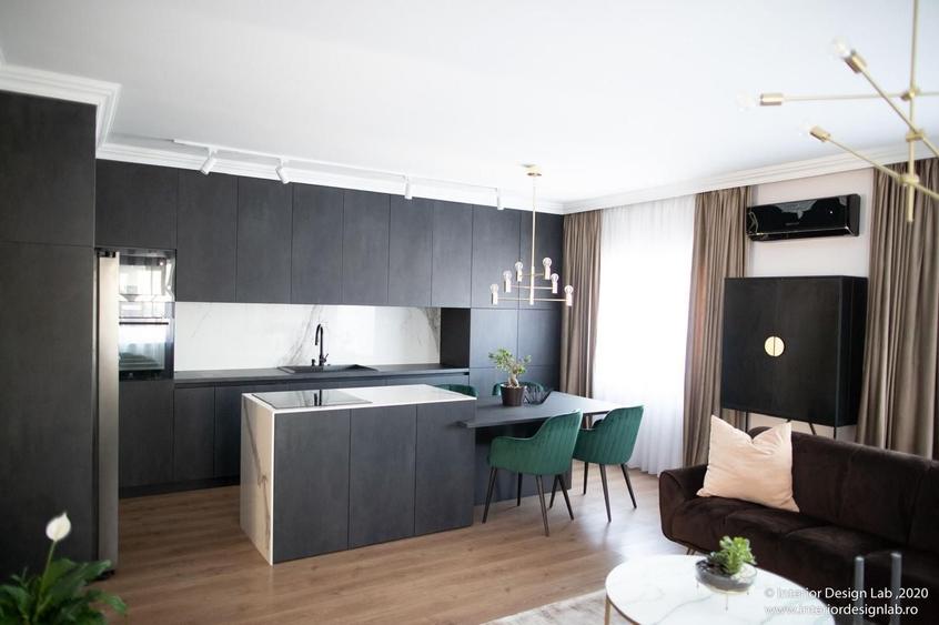 Apartament cu 3 camere semidecomandat, mobilat în Andrei Mureșanu