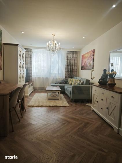 Apartament cu 2 camere decomandat, mobilat în Ștrand