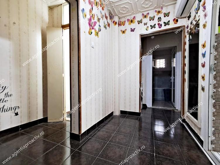 Apartament cu 2 camere decomandat în Central