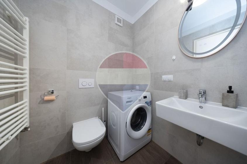 Apartament cu 2 camere decomandat, mobilat în Tractorul