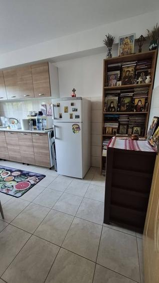 Garsonieră decomandată în Brâncoveanu