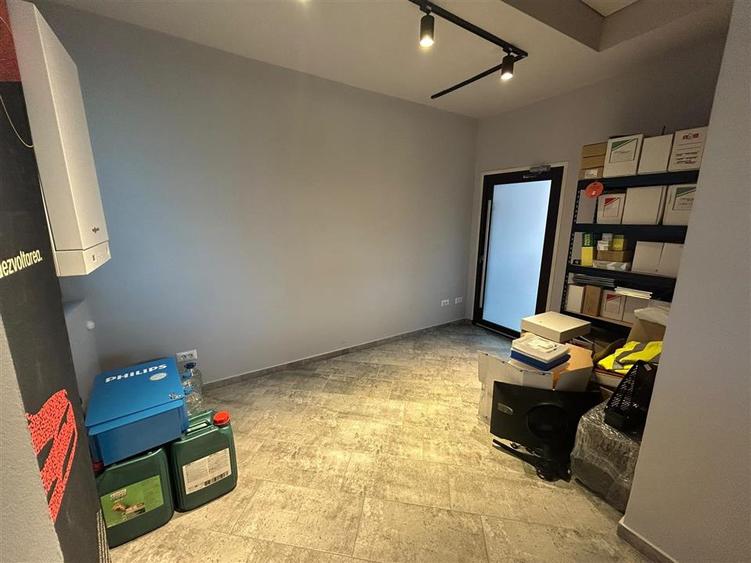 Spațiu comercial, de 170 mp, în Central