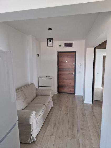 Proprietar inchiriez apartament cu 3 camere - 1