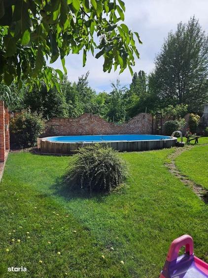 Casă cu 4 camere cu Teren 700 Mp în Central