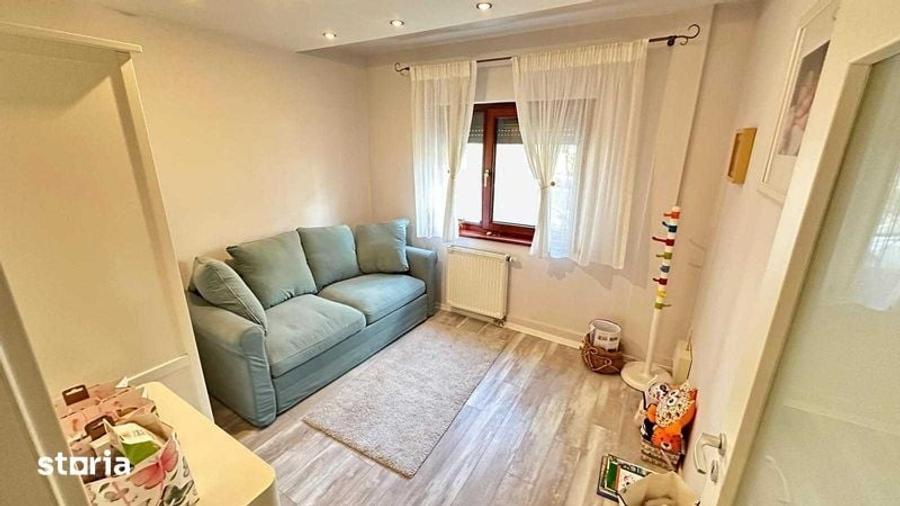 Apartament cu 3 camere în Dâmbovița