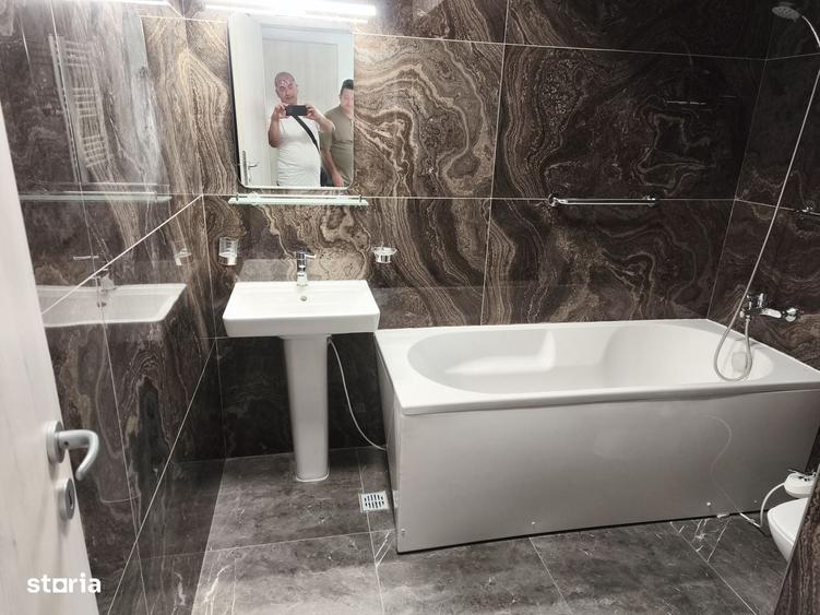 Apartament cu 4 camere în Drumul Taberei