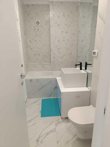 Apartament decomandat în Parcul Carol